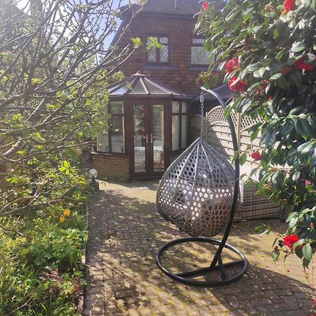 Beautiful Bexhill Cottage With Garden 3 Mins Walk To Beach Buitenkant foto